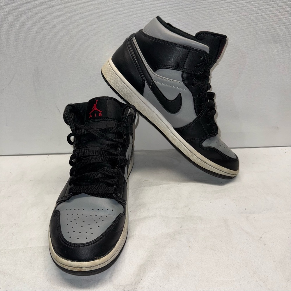 Mens Nike Air Jordan 1 Mid Shadow Red Black Grey 554724-096 size 8